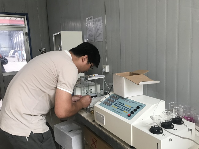 元素分析儀.jpg 元素分析儀.jpg